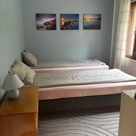 Cozy And Spacious In Kakskerta Σπίτι διακοπών *